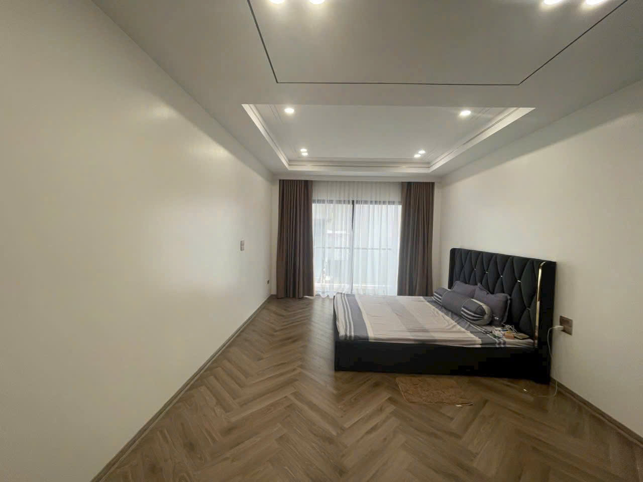 Bán Hoa Hậu Chân Dài Lâm Hạ,Hồng Tiến,Mới Tinh,45M2,8 Tầng,Thang Máy,Nội Thất Nhập Khẩu,Ô Tô 7 Chỗ - Ảnh 5
